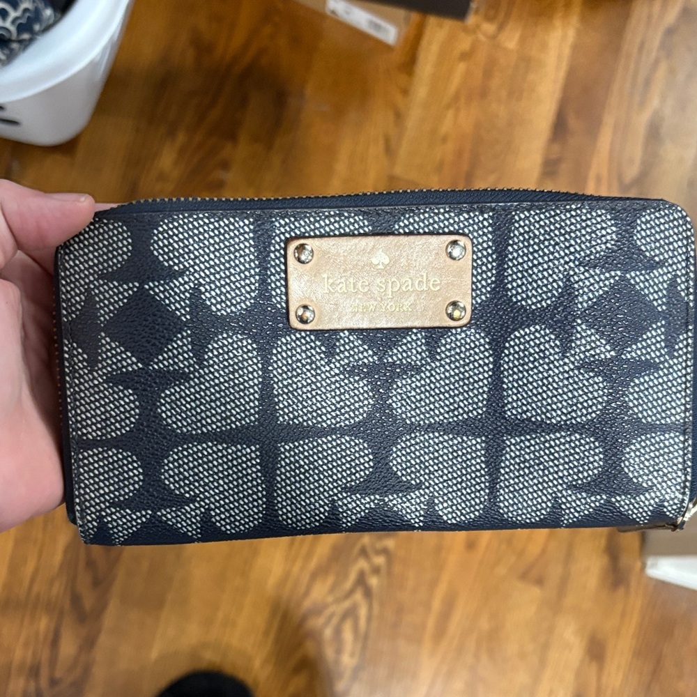 Kate Spade navy and Cream Wallet